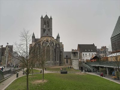 Architectonische Pracht: Koepels in Belgische Kerken