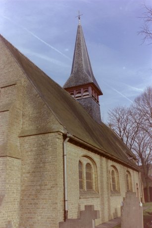 Ontdek de Betoverende Kerken van Diocèse de Sens & Auxerre